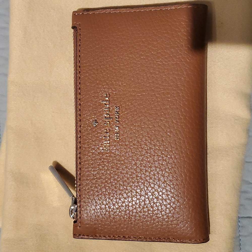 Kate Spade Leila Small Slim Bifold Wallet